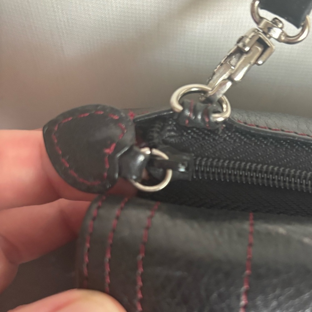 Vintage Brighton Black Leather Shoulder Bag with Red Heart - Picture 7 of 14